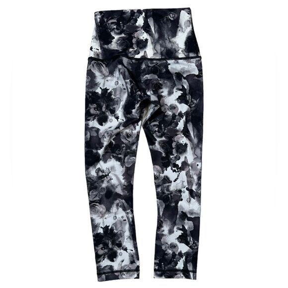 Lululemon Athletica Black Floral Wunder Under High Rise Cropped Legging - Picture 3 of 8